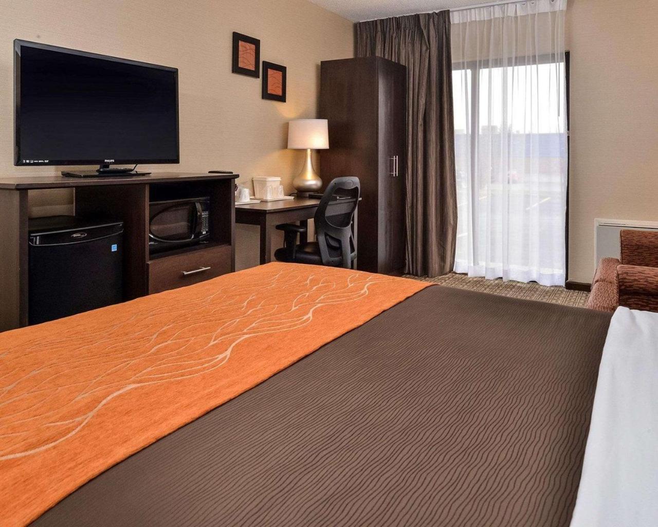 Comfort Inn Brampton Exterior foto