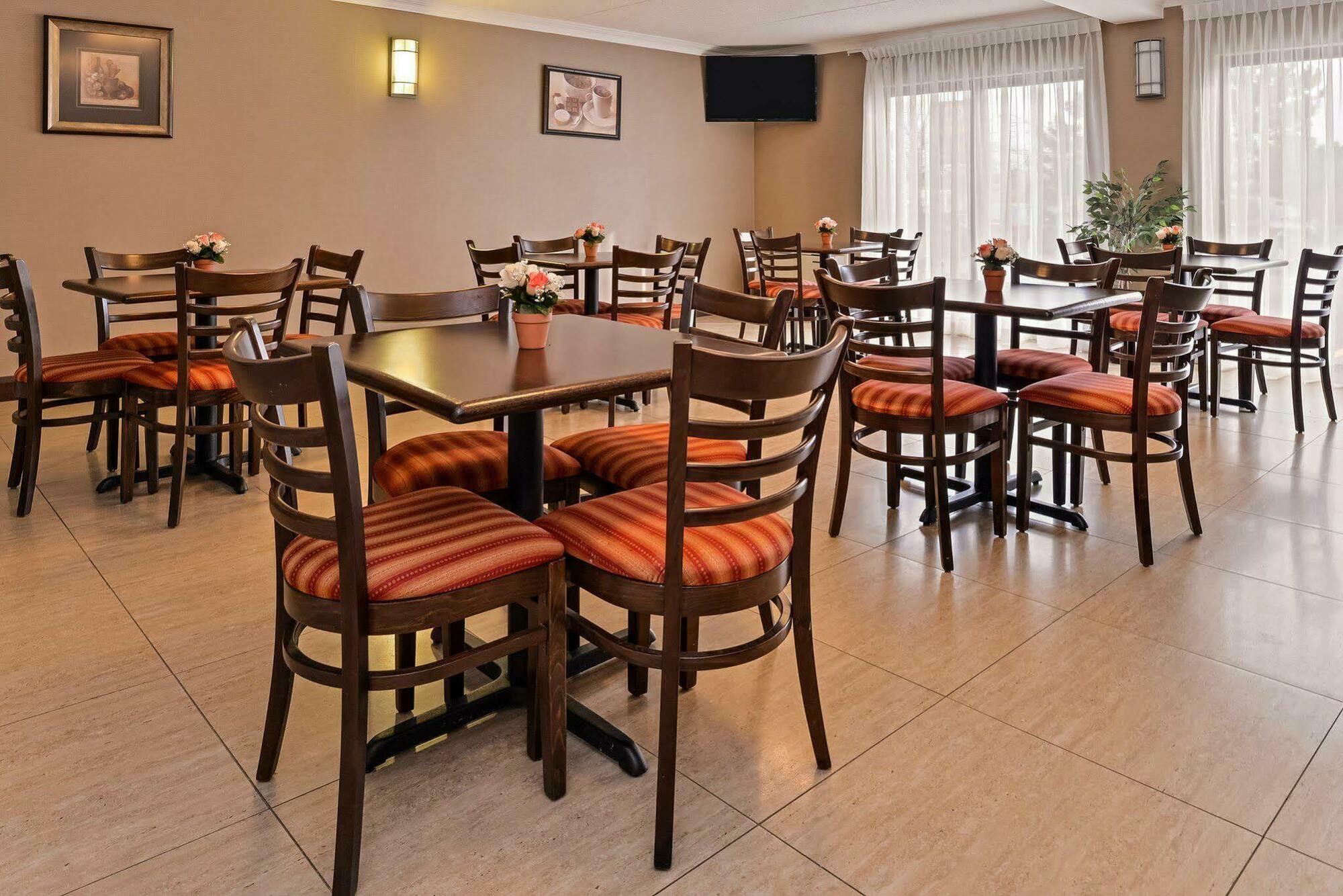Comfort Inn Brampton Exterior foto