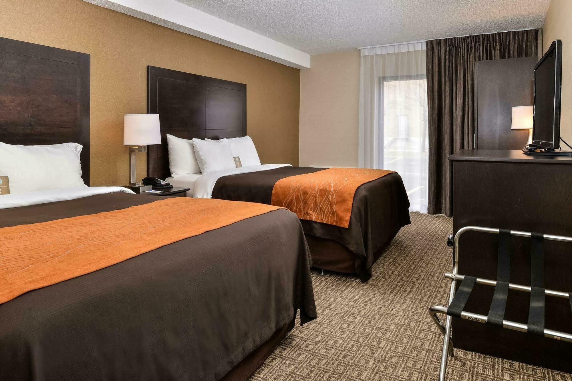 Comfort Inn Brampton Exterior foto