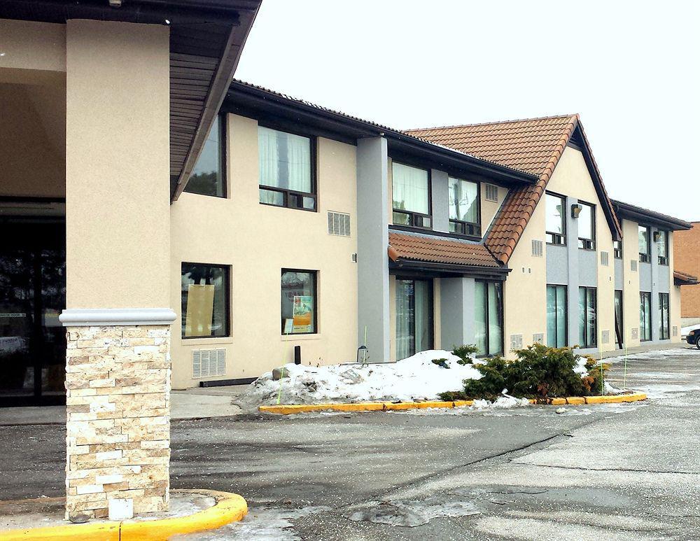 Comfort Inn Brampton Exterior foto